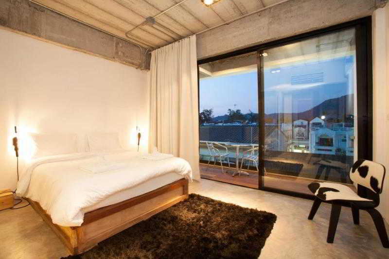 Ella Bed Bed & Breakfast Patong Exterior photo